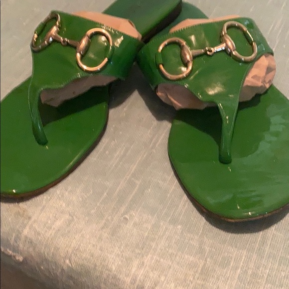 green gucci flip flops